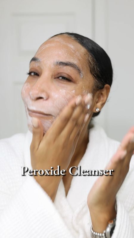 Inkey list benzyl peroxide cleanser is so great for acne prone skin! 
