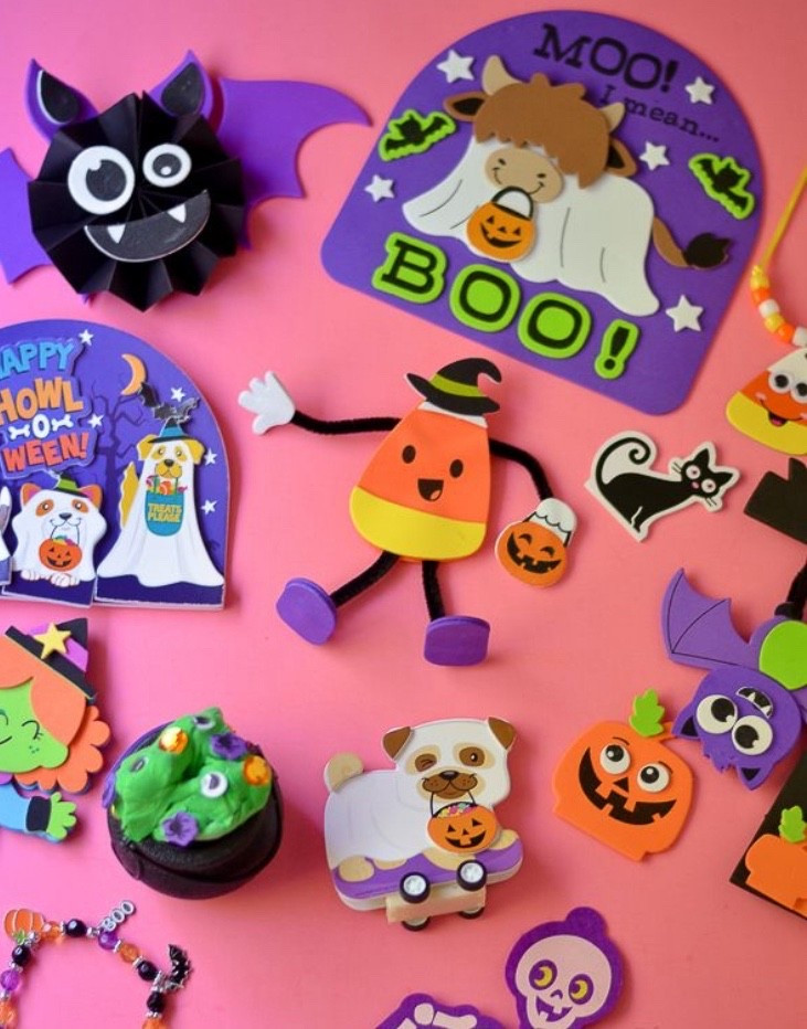 Oriental Trading has the best Halloween crafts for kids!✨🎃

#LTKGiftGuide #LTKHoliday