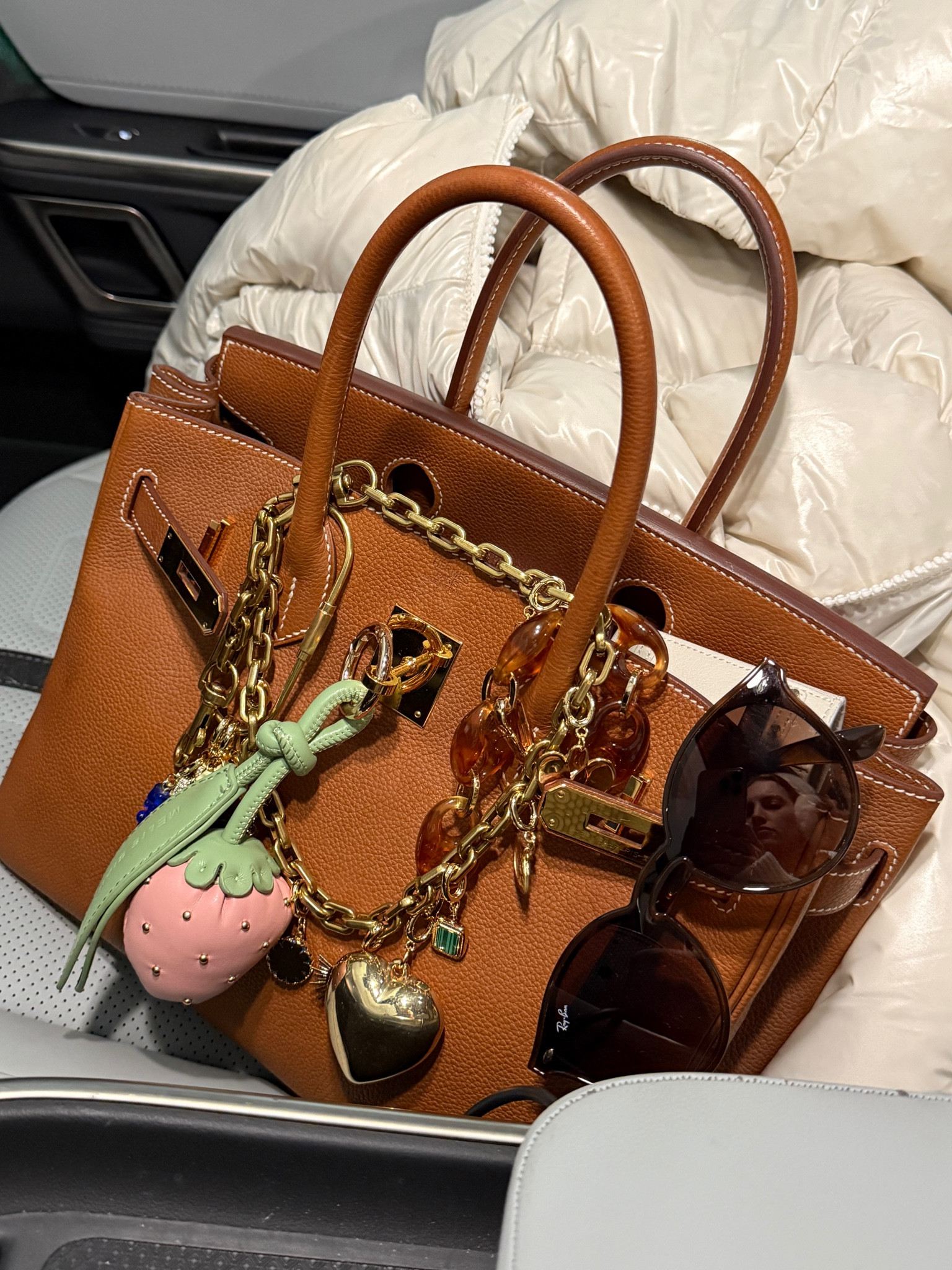 A birkin needs her jewelryy

#LTKStyleTip