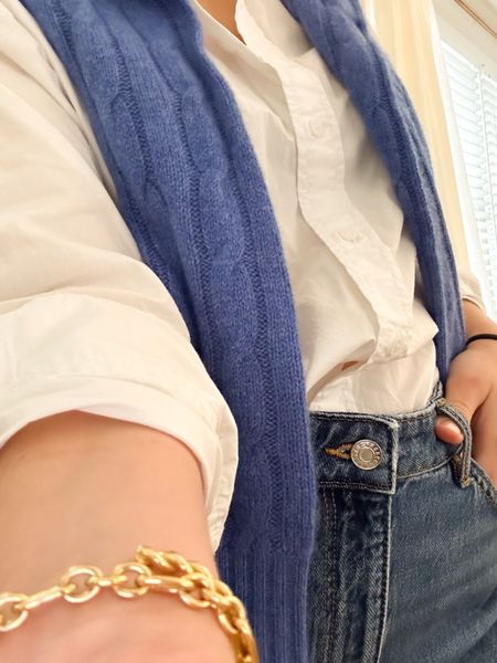 The perfect button down, cashmere sweater, and gold bracelets. 

#LTKstyletip #LTKfindsunder100 #LTKfindsunder50