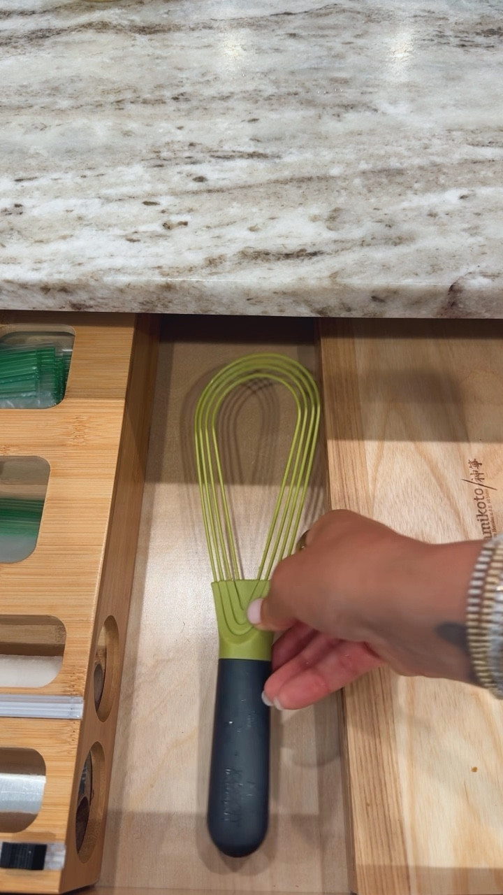 Cooking hacks
Kitchen essentials 
Whisk
Home finds


#LTKHome #LTKSaleAlert