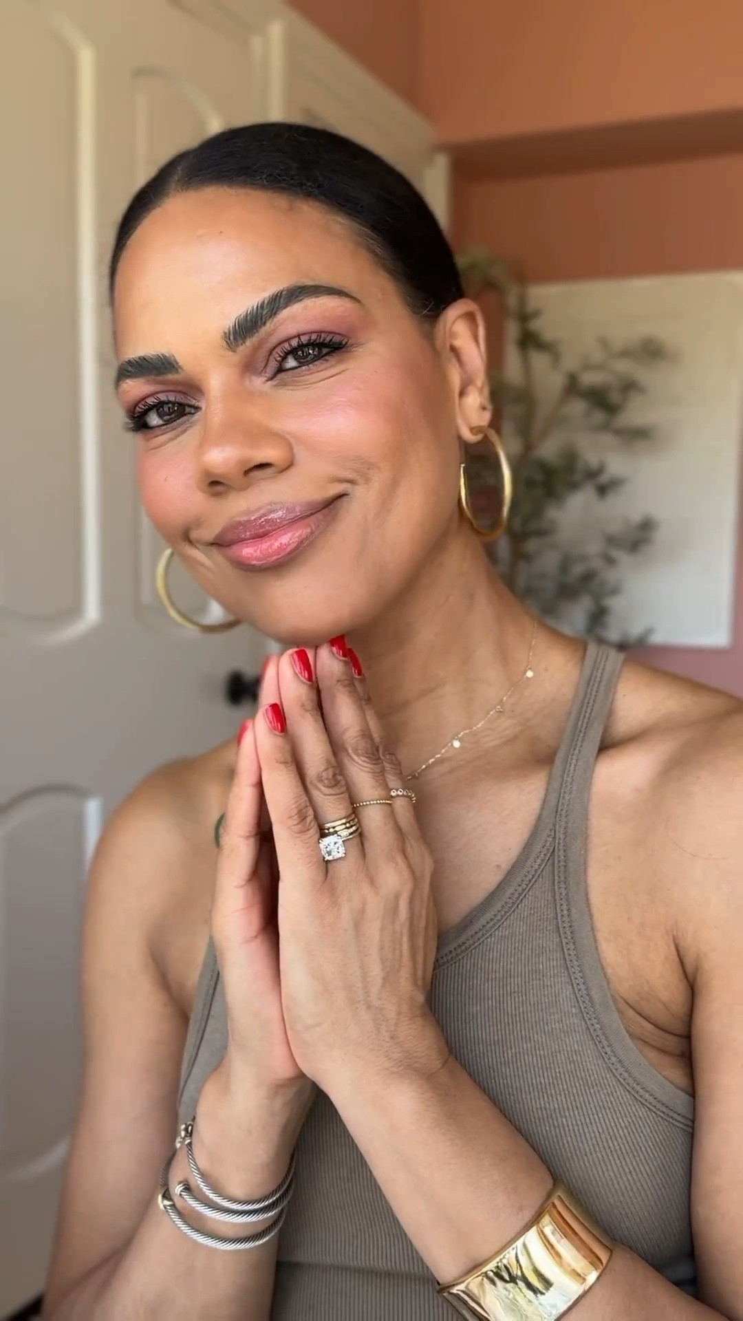 Rare Beauty Brow Gel 
Haus Labs - 330 Med Cool
Nars Concealer - Caramel 
One Size Blurring Setting Powder - Sweet Honey
Nars Eyeshadow Primer
Lys Contour Stick - Harmony
Patrick Ta Eyeshadow Palette - Major Dimensions II
Partick Ta Blush - She’s a Doll
Precisely, My Brow Microfine Pencil - shade 5
Hourglass Voyeur Eyeliner - Black 
L’Oréal Panorama Mascara - all night black 
Makeup by Mario Lip Pencil - Travis
Byamicole lip oil - Smitten
O&J nailpolish - Lollipop



#LTKOver40 #LTKBeauty