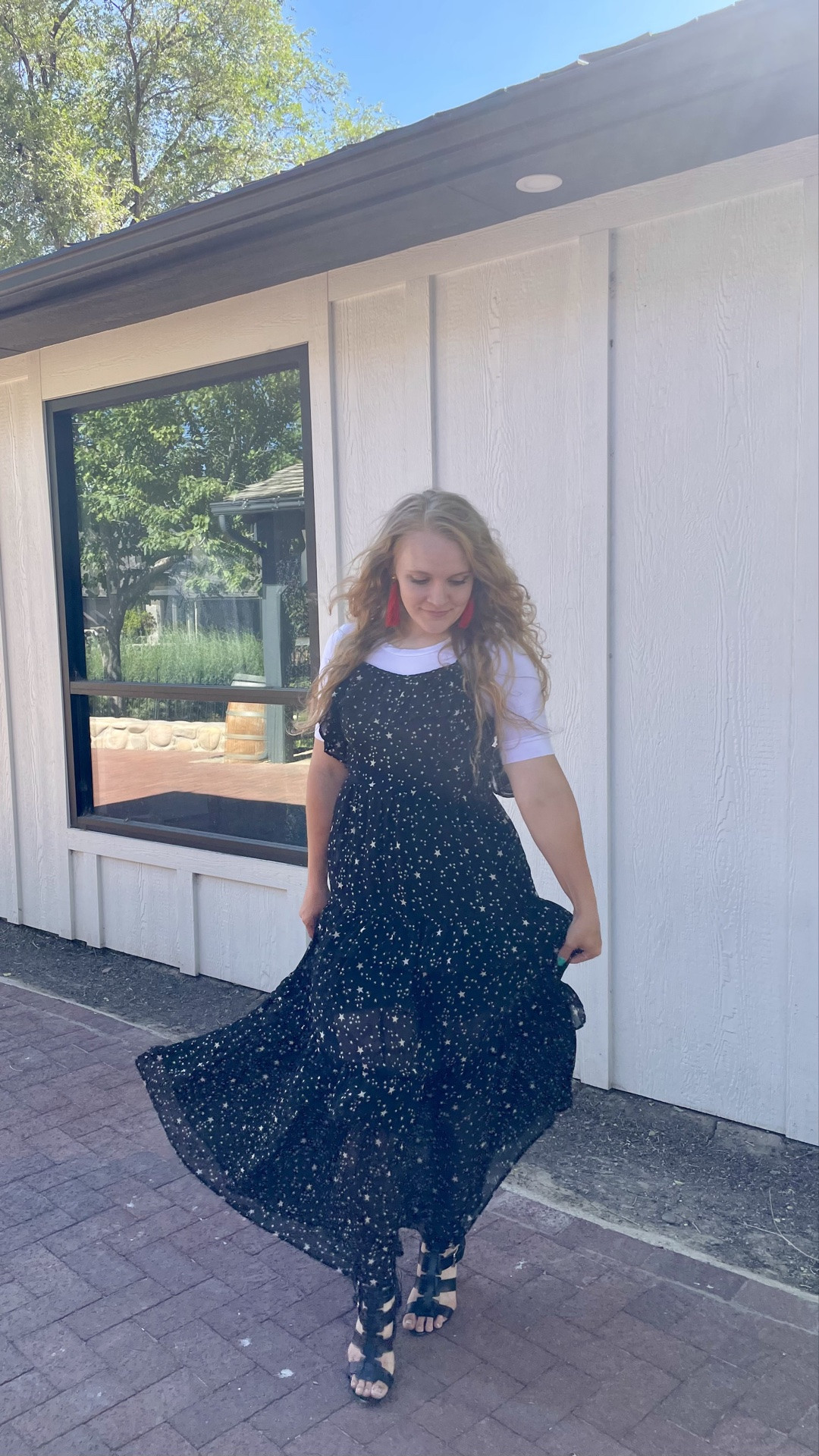 Stars and twirls⭐️
I love a twirly dress that’s lightweight and comfortable 🖤

#LTKootd #LTKSeasonal #LTKSaleAlert