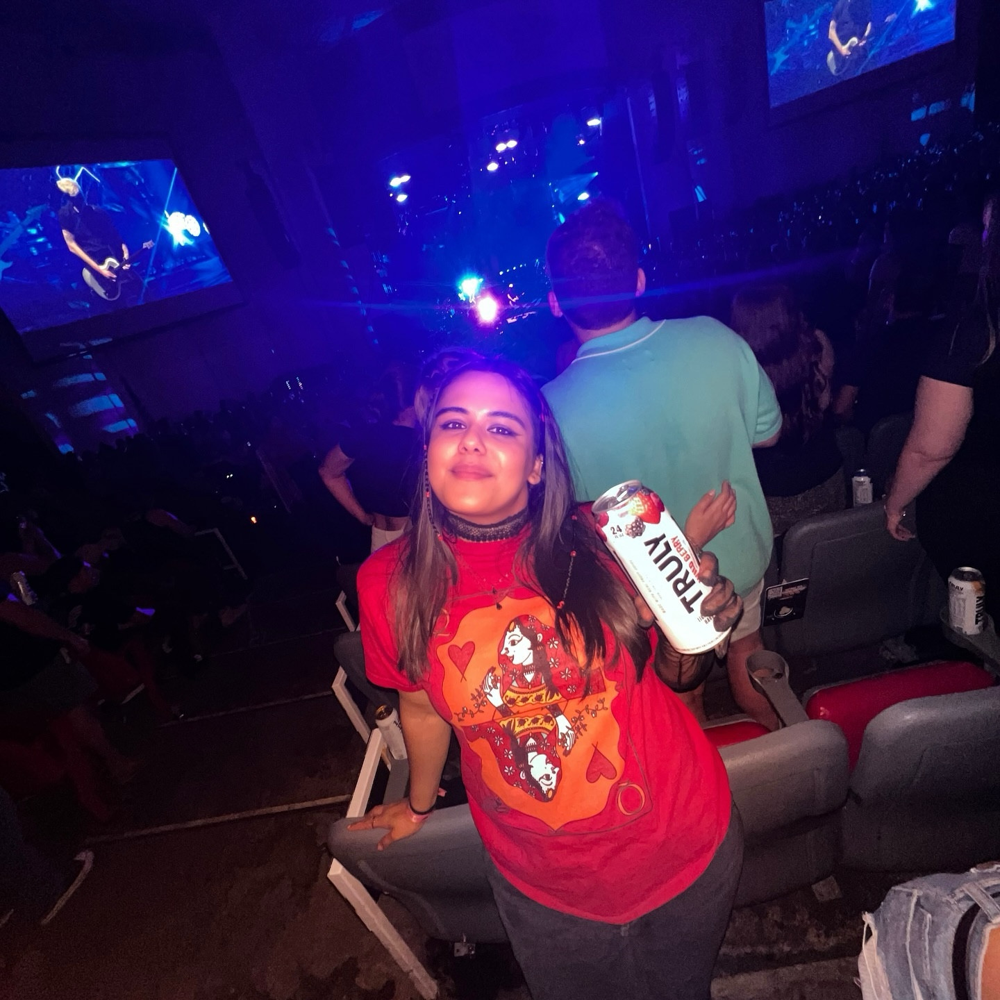 Here’s to Never Growing Up 🖤

#LTKParties #LTKMidsize #LTKStyleTip