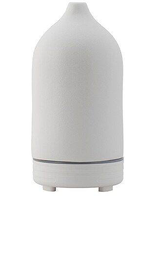 CAMPO Ceramic Ultrasonic Essential Oil Diffuser in White. | Revolve Clothing (Global)
