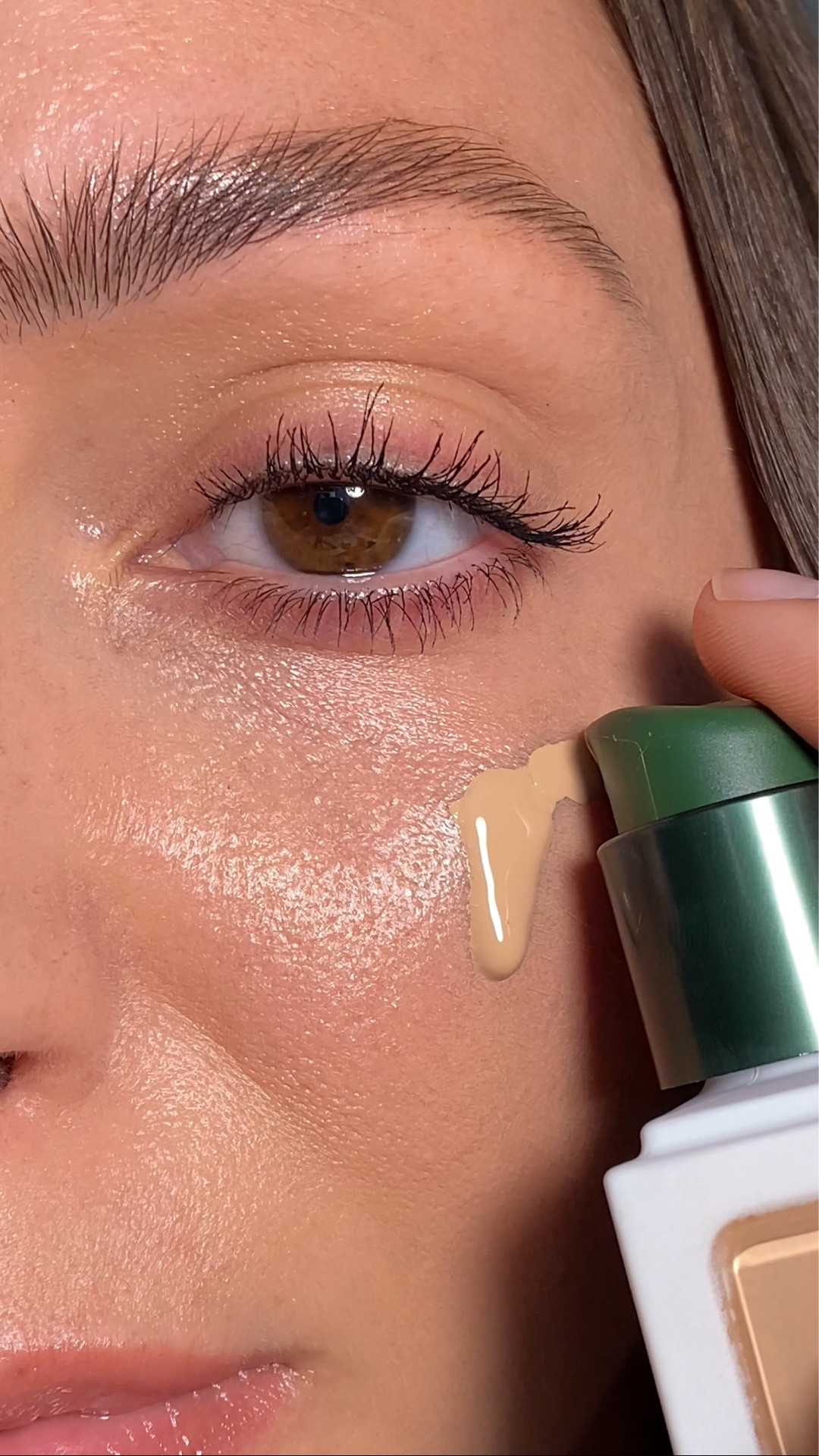 Sheer coverage or full coverage?? The new Kamo Triple-Peptide Multi Use Serum Foundation from Drunk Elephant can give you whatever coverage you’re looking for ✨ comment shop for the 🔗

These complexion drops are clinically proven to visibly firm, smooth, and even tone for healthier-looking skin. Wear as a foundation, concealer, or skin tint with up to 12 hours of crease-, transfer-, sweat-, and humidity-resistant coverage 🫶🏼 #newmakeup #skincare #foundation

#LTKBeauty