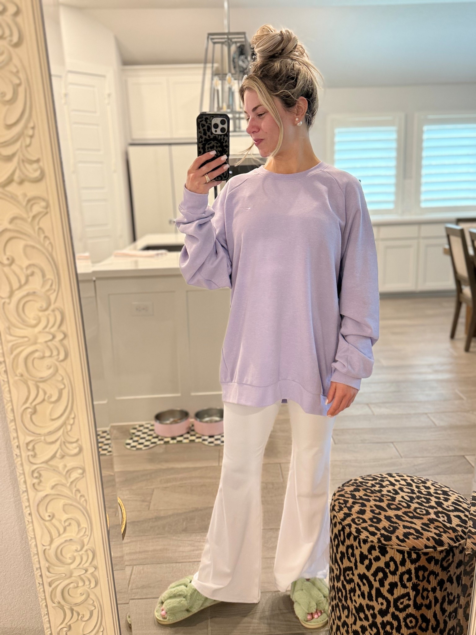 Casual OOTD

#LTKTravel #LTKActive #LTKShoeCrush