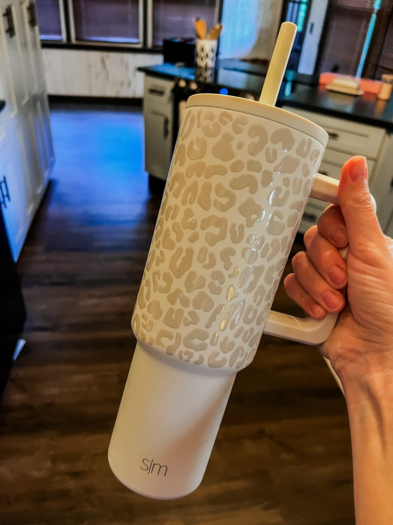 My favorite 40 oz at the moment! Been using for close to a year! Fits in a cup holder!

#LTKGiftGuide #LTKTravel #LTKOver40