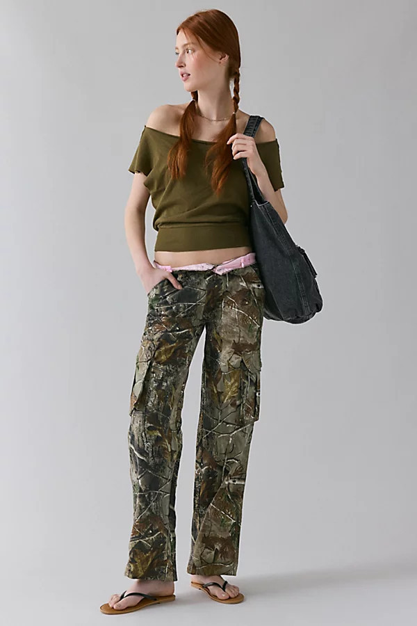 Vintage & ReMADE by UO Vintage By UO Tree Camo Pink Waistband Cargo Pant in Camo, Women's at Urban Outfitters | Urban Outfitters (US and RoW)