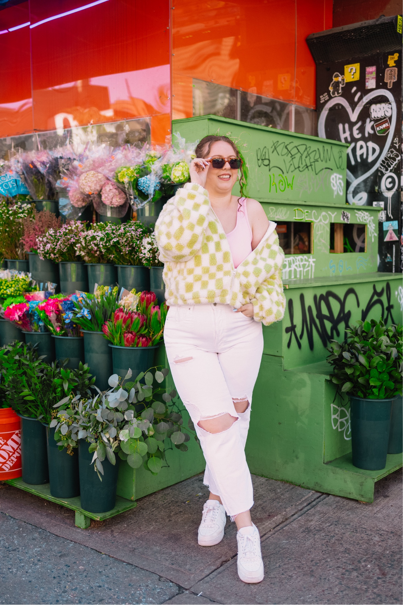 wearing a size L in the tank top! 

#LTKmidsize #LTKstyletip #LTKfindsunder50