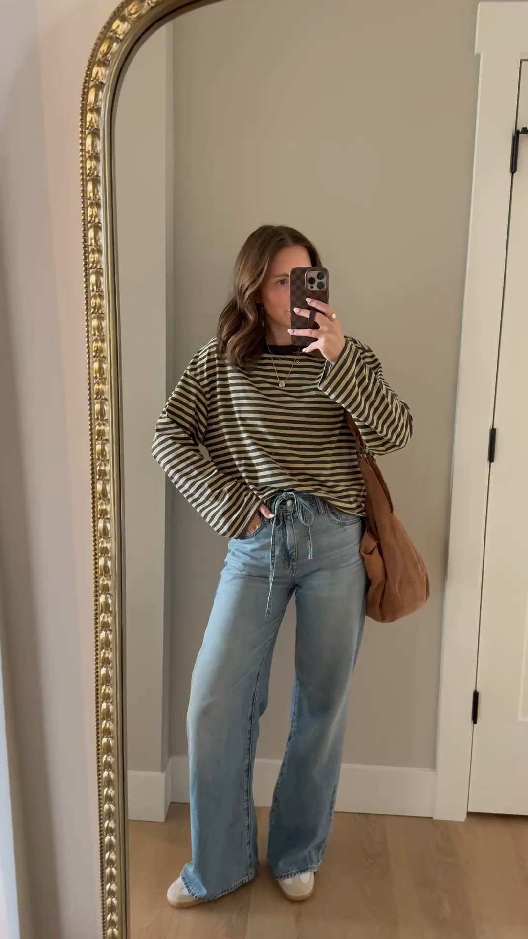 I’m over the chilly spring weather, but at least I get to wear my favorite jeans 🤷‍♀️ they are INCREDIBLY soft and I love the tie waist. Currently 20% off with code LTK20. My top is an Amazon find (wearing size medium)

Madewell, casual style, adidas, striped tee, closet staples

#LTKxMadewell #LTKootd
