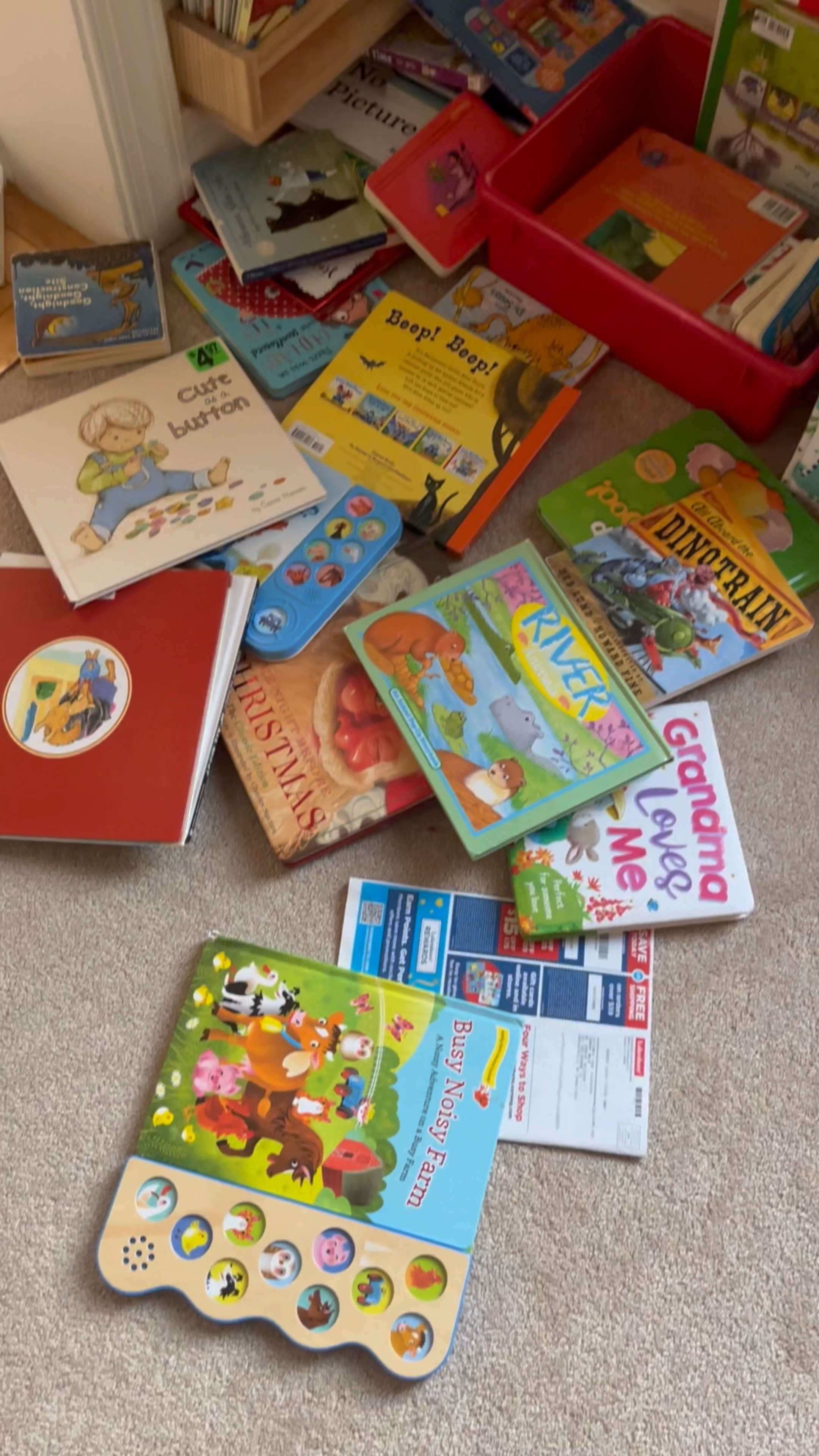 This book shelf is so cute and the perfect addition to our toy room. Now the kids HAVE to clean up... right?? 🫠

#LTKfamily #LTKbaby #LTKkids