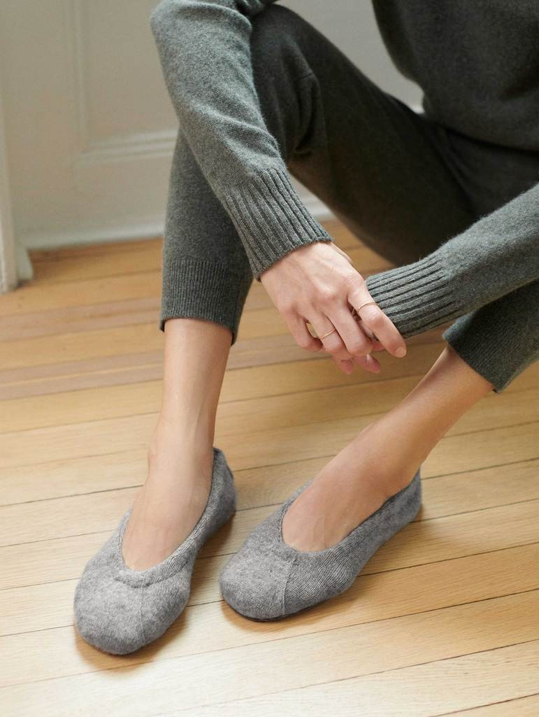 Cashmere Ballet Slipper | White and Warren