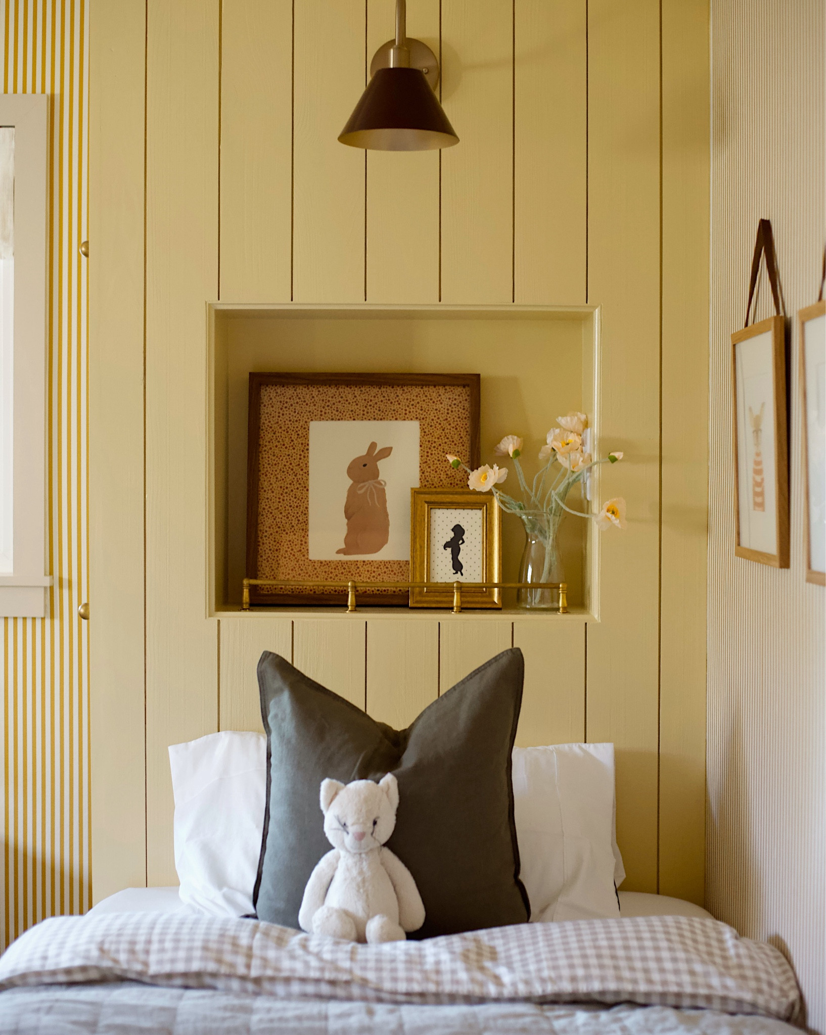 Brass rails + the decor we used in the bed niches! 💛

#LTKFindsUnder50 #LTKFindsUnder100 #LTKHome