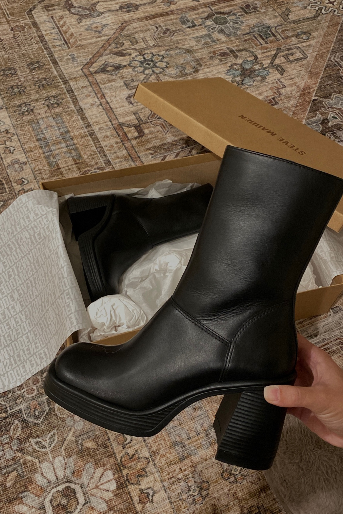 use code: CYBER for 35% off! True to size!

#LTKHoliday #LTKCyberweek #LTKSeasonal