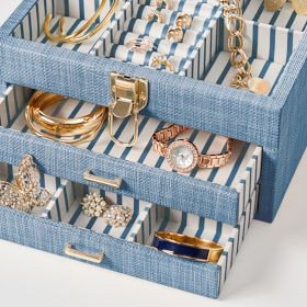 Montauk Raffia Trunk Jewelry Box | Mark and Graham