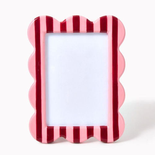 Scalloped Striped 4x6 Frame | Barnes & Noble