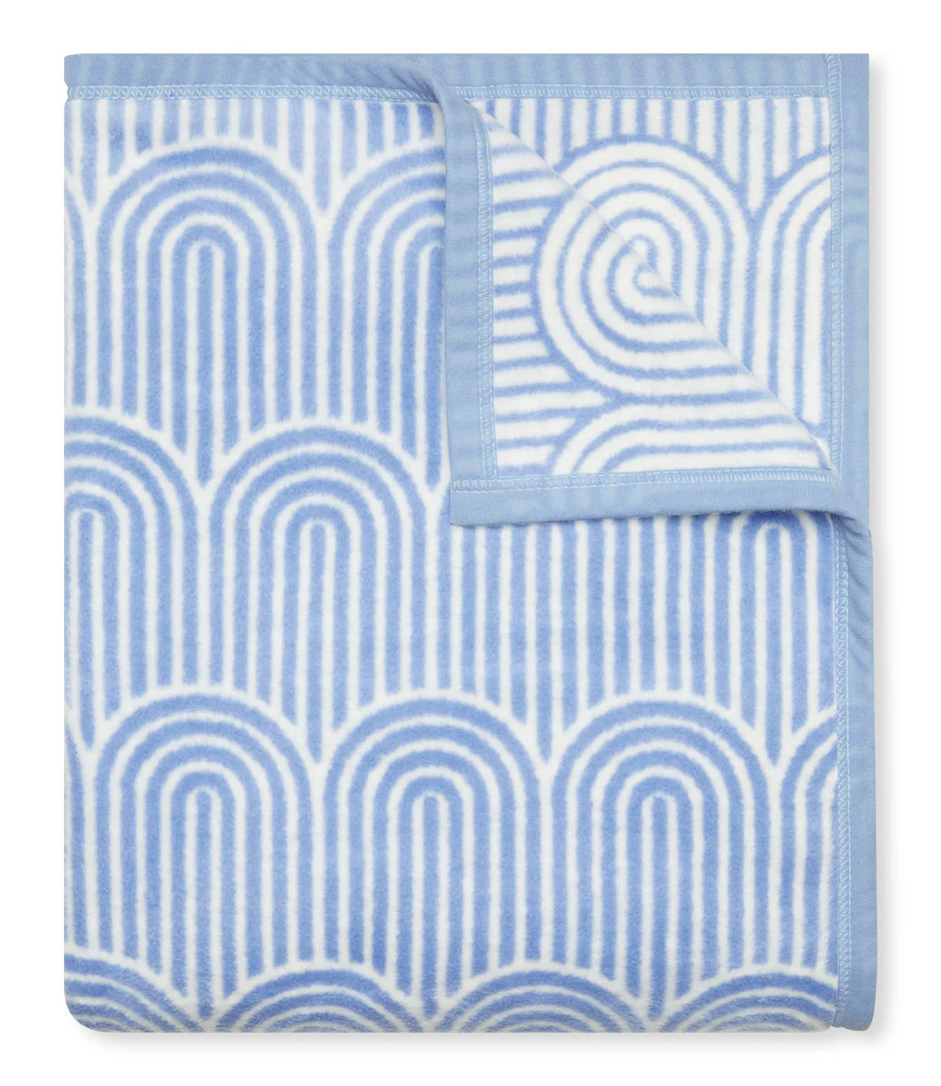 Sea Scallops Light Blue Blanket | ChappyWrap