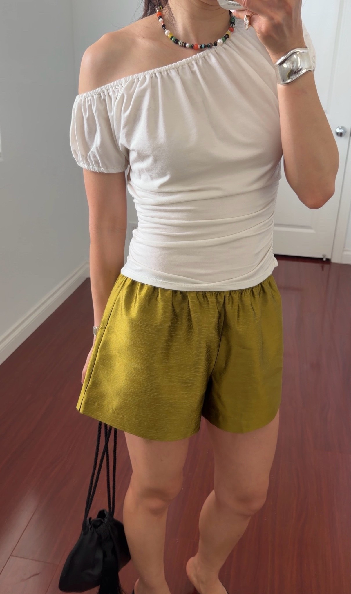 wearing an xs in top and shorts! linking other things I’m eyeing! @reformation #ad