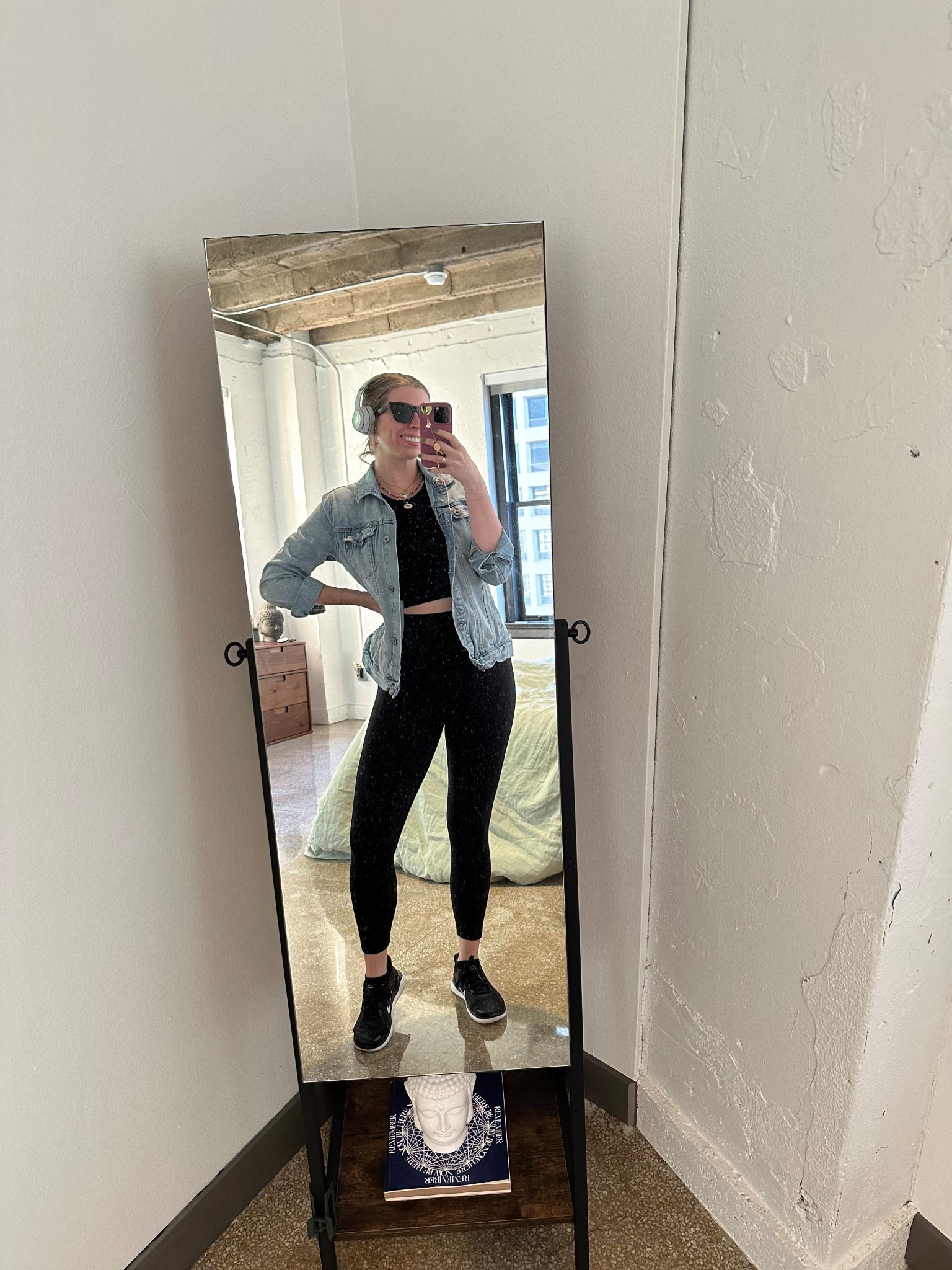 Casual outfit to grab coffee and walk the city ☕️🌇💛

#LTKActive #LTKFindsUnder100 #LTKShoeCrush