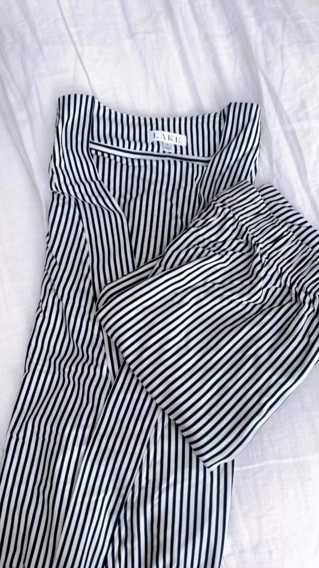 Might be my favorite pj set that I own - this kimono striped set is GREAT for travel, pregnancy, postpartum, nursing, etc. 

I have at least 4 pairs!