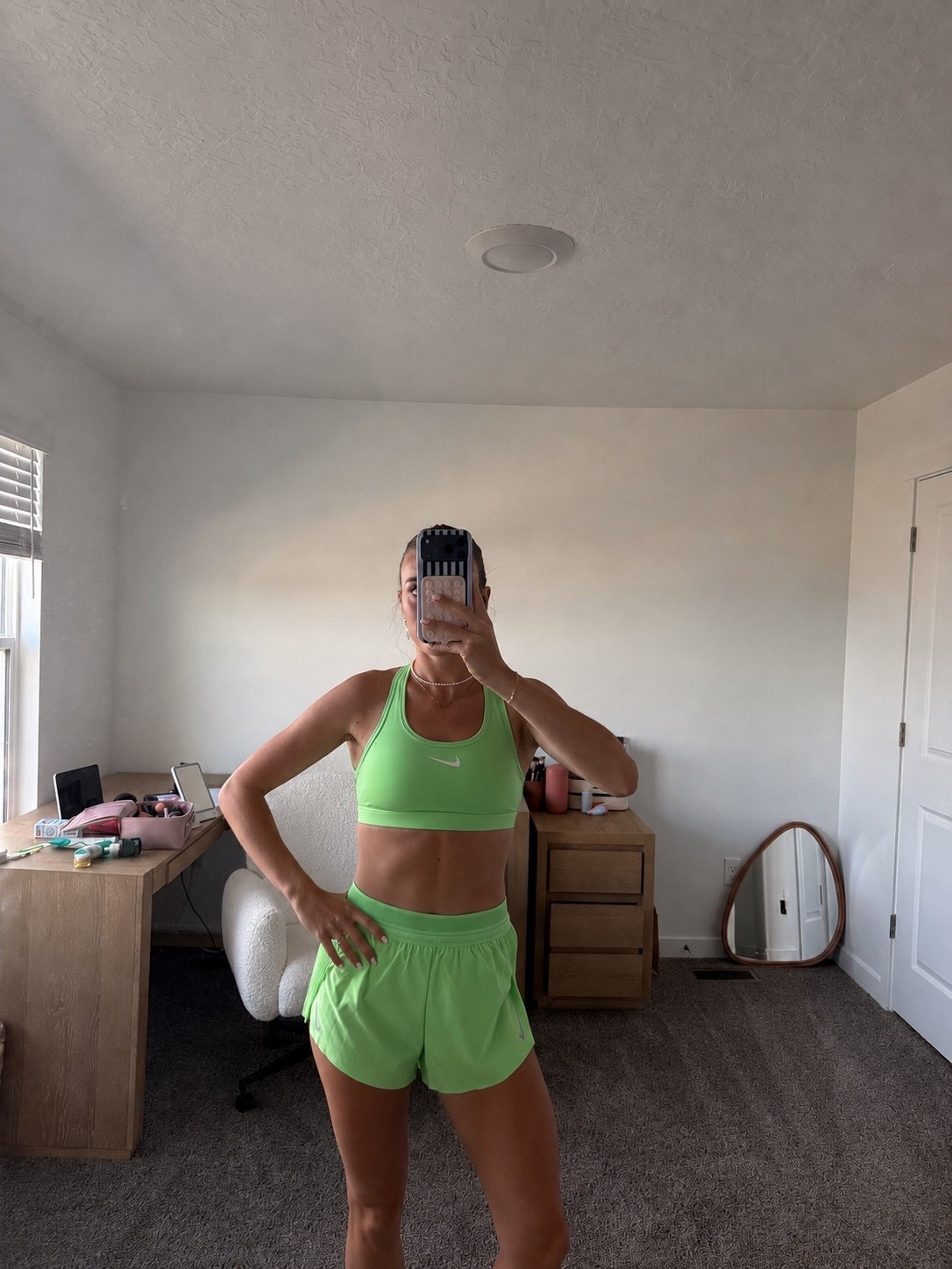 this green is to DIE FOR!! wearing small shorts and xs bra !!

#LTKActive #LTKfitnessgoals