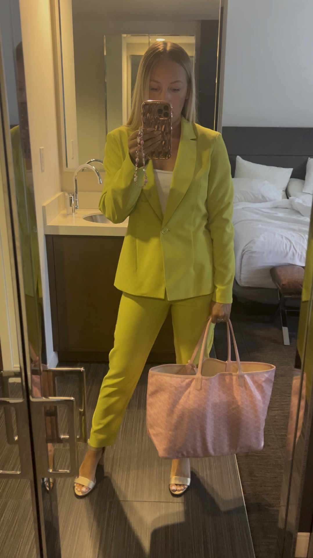 Better look at this citrus suit by #nanettelepore and it’s at a great price! 

#LTKItBag #LTKWorkwear #LTKStyleTip