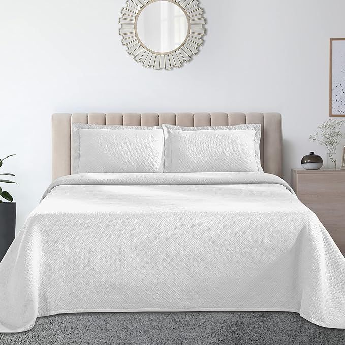 SUPERIOR Jacquard Matelasse 100% Cotton Basketweave 3-Piece Bedspread Set - King, White | Amazon (US)