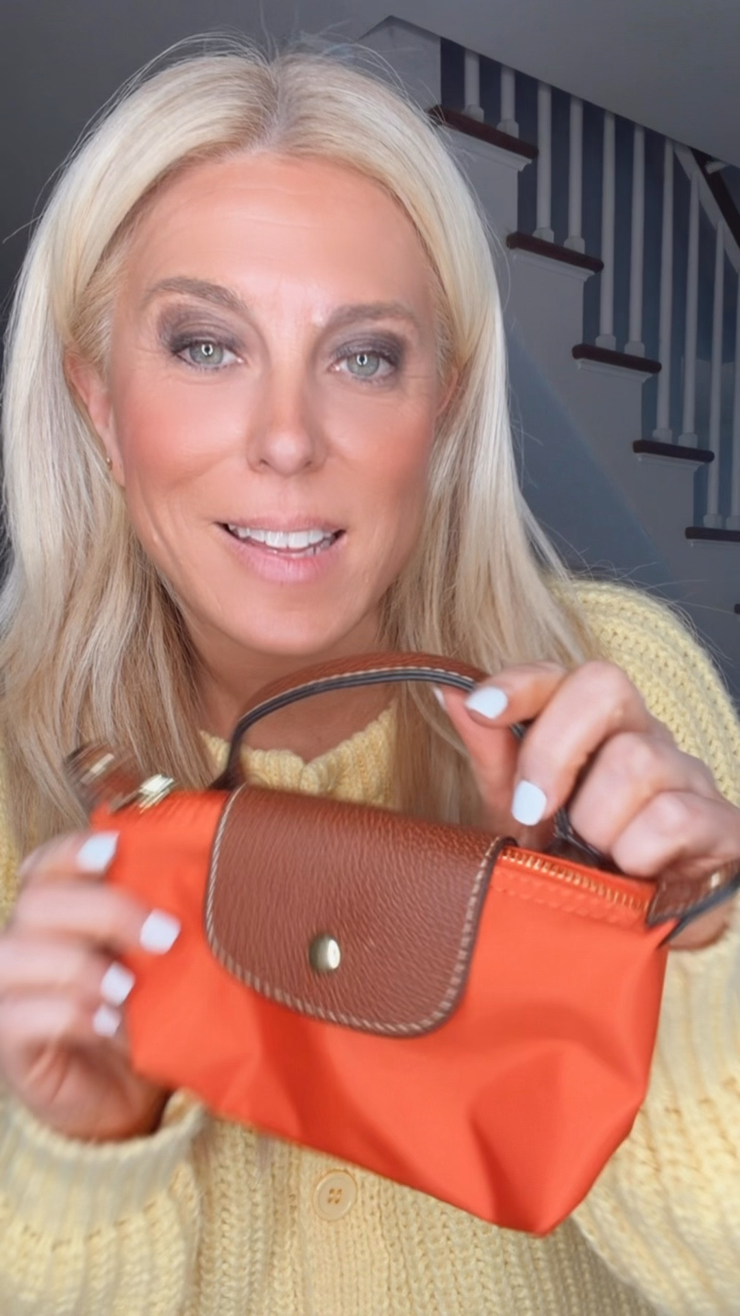 These cute little handbags are perfect for the spring season

#LTKootd