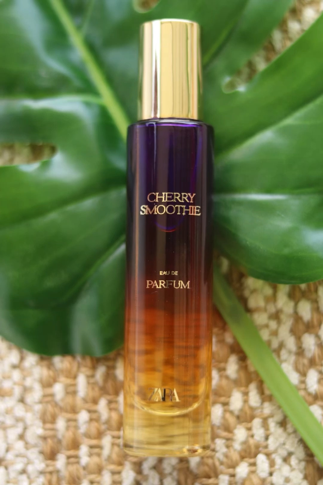 Let’s do a Tom Ford Lost Cherry 🍒 dupe review!! @zara Cherry Smoothie is IT and if you don’t have it yet, you are going to be ordering it after this review!! 
.
#perfumereview #zaracherrysmoothie #fragranceduoe #perfumedupe 

#LTKbeauty #LTKfindsunder50 #LTKVideo