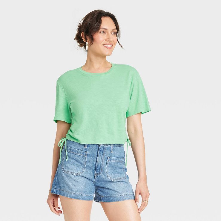 Women's Short Sleeve T-Shirt - Universal Thread™ | Target