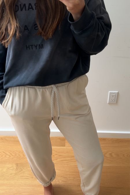 Sweatpants are linked - wearing a small!