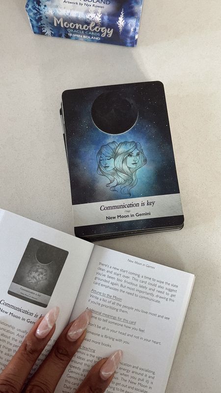 these moonology oracle cards are so special to me and have one been a huge healing tool for me at my lowest and truly help me strengthen my intuition. 