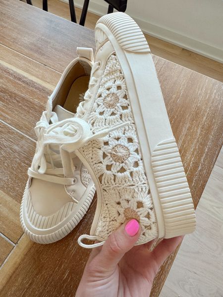 Spring sneakers
Summer sneakers
Crochet sneakers 

#LTKfindsunder100 #LTKSeasonal #LTKshoecrush