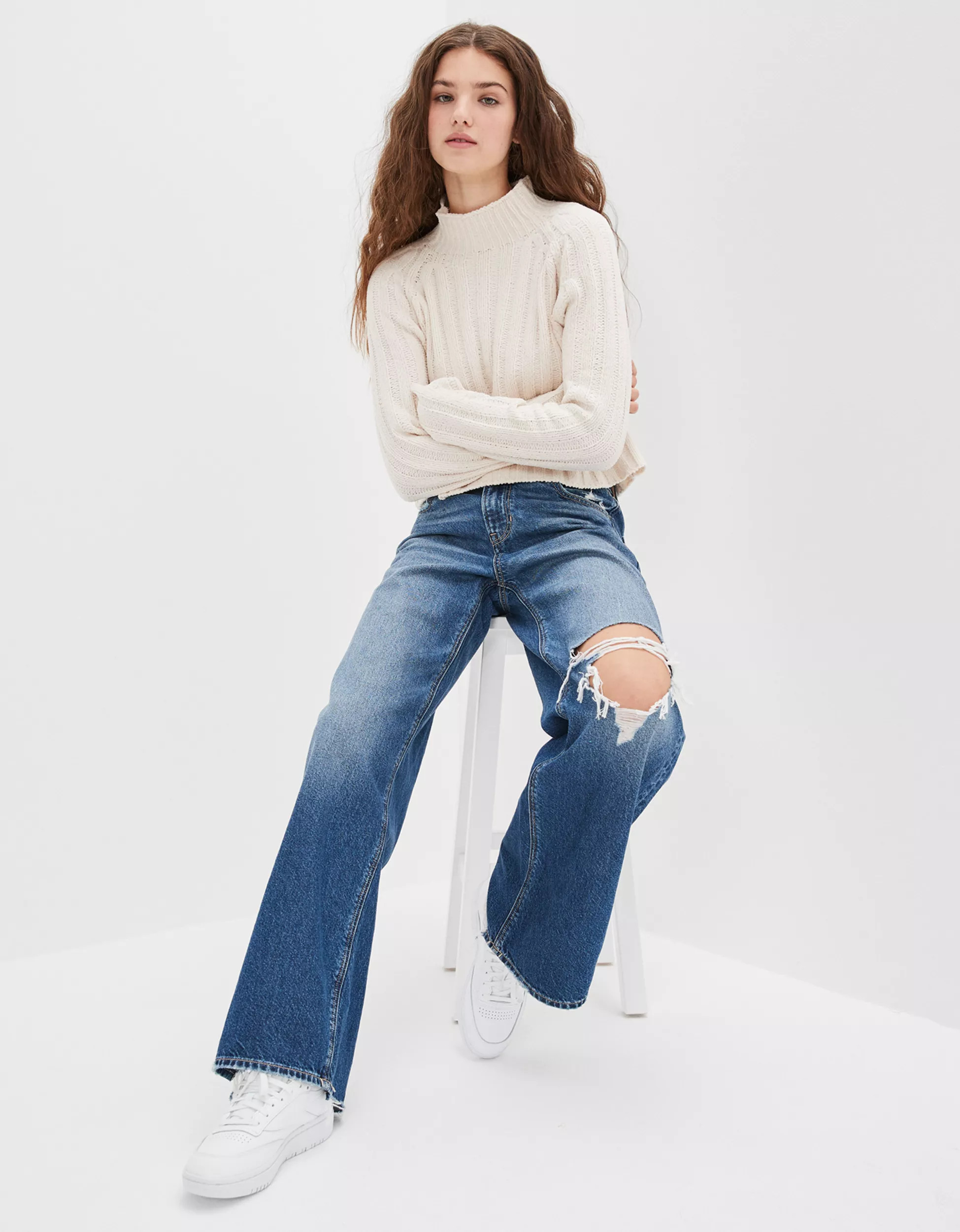 SAVE
  
      33% | American Eagle Outfitters (US & CA)