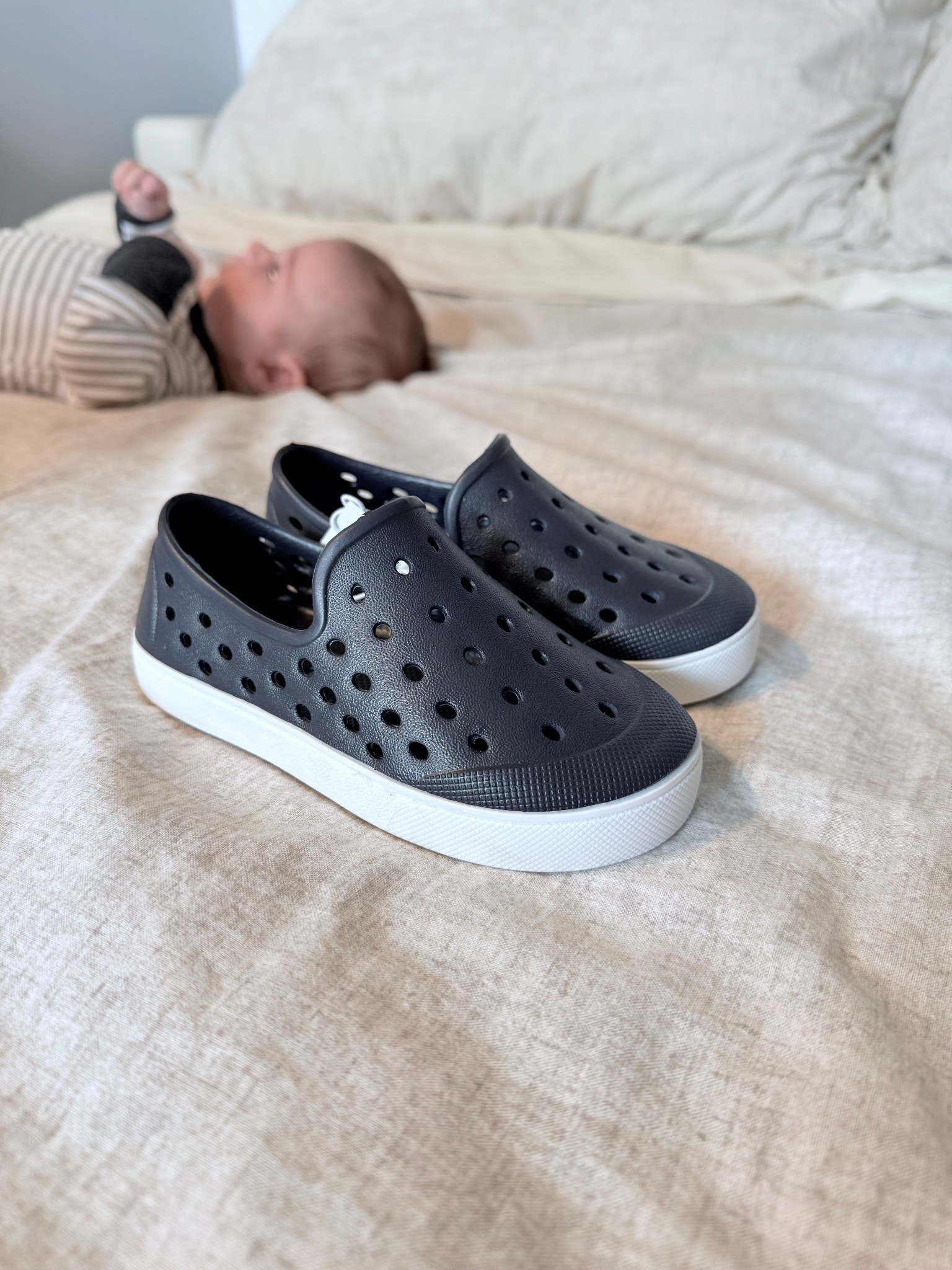 More from my old navy haul — toddler edition 👐🏼

Spring fashion, Easter outfit, old navy, old navy find, toddler shoes, kids shoes, toddler sandals, kids sandals, neutral outfit, vacation outfit, toddler mom, mom of two, boy mom, millennial mom

#LTKFindsUnder50 #LTKShoeCrush #LTKGiftGuide #LTKBaby #LTKFamily #LTKSeasonal #LTKSaleAlert #LTKStyleTip #LTKKids