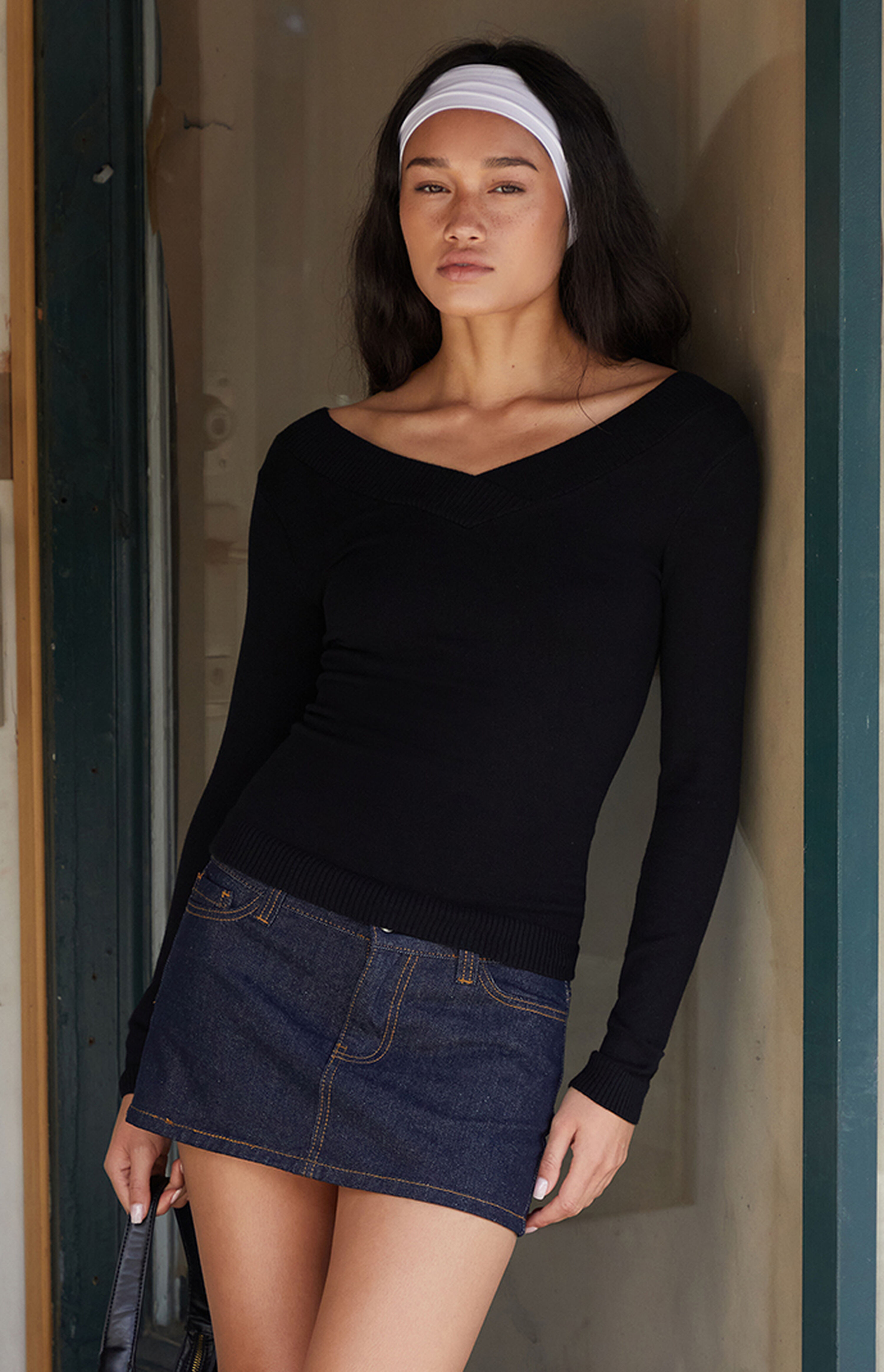 John Galt Black V-Neck Long Sleeve Sweater Top | PacSun
