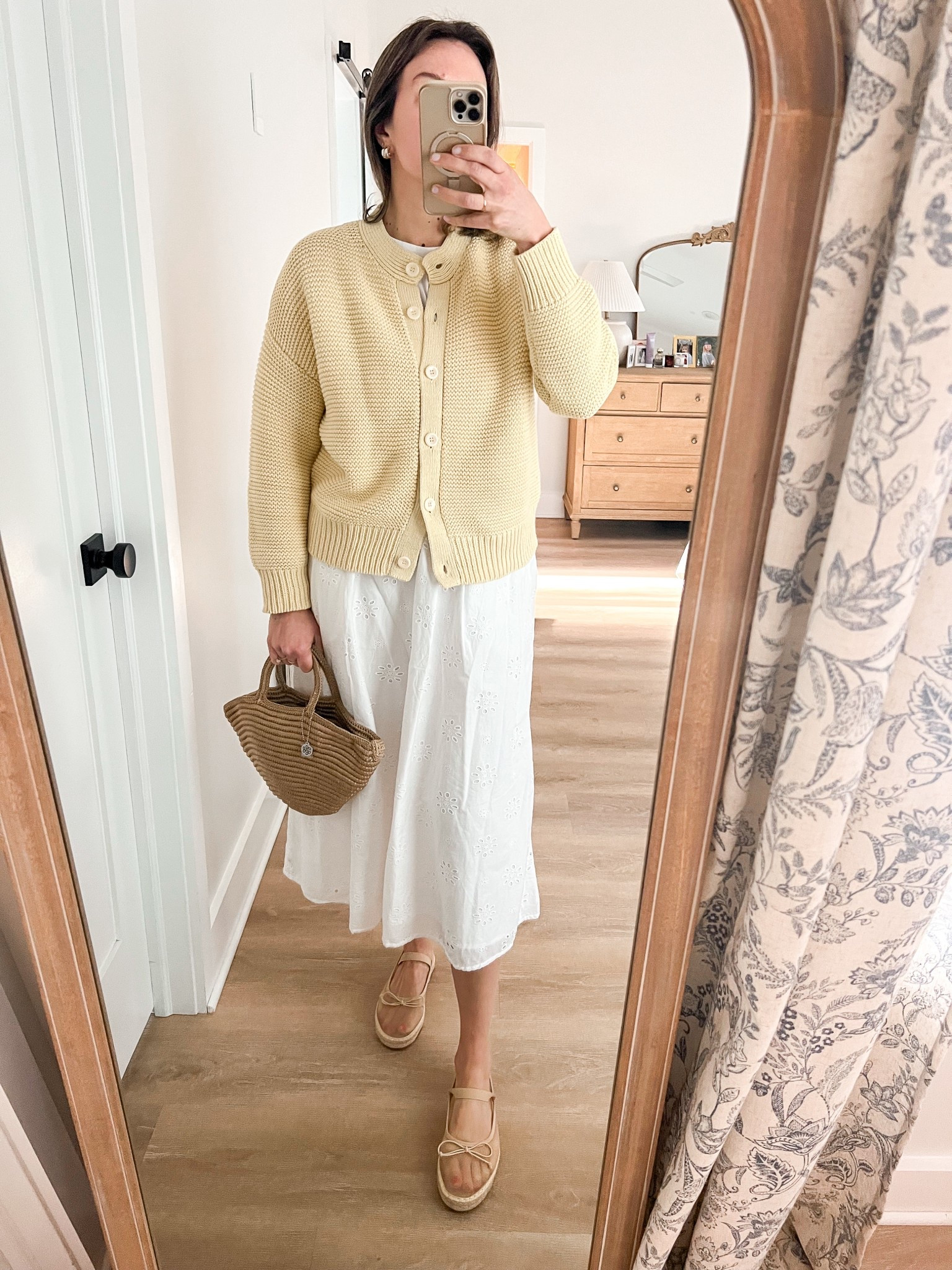 Butter yellow 🧈