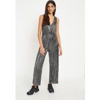 Urban Outfitters - Plissierter Overall in Silber - Damen 34 | Urban Outfitters DE