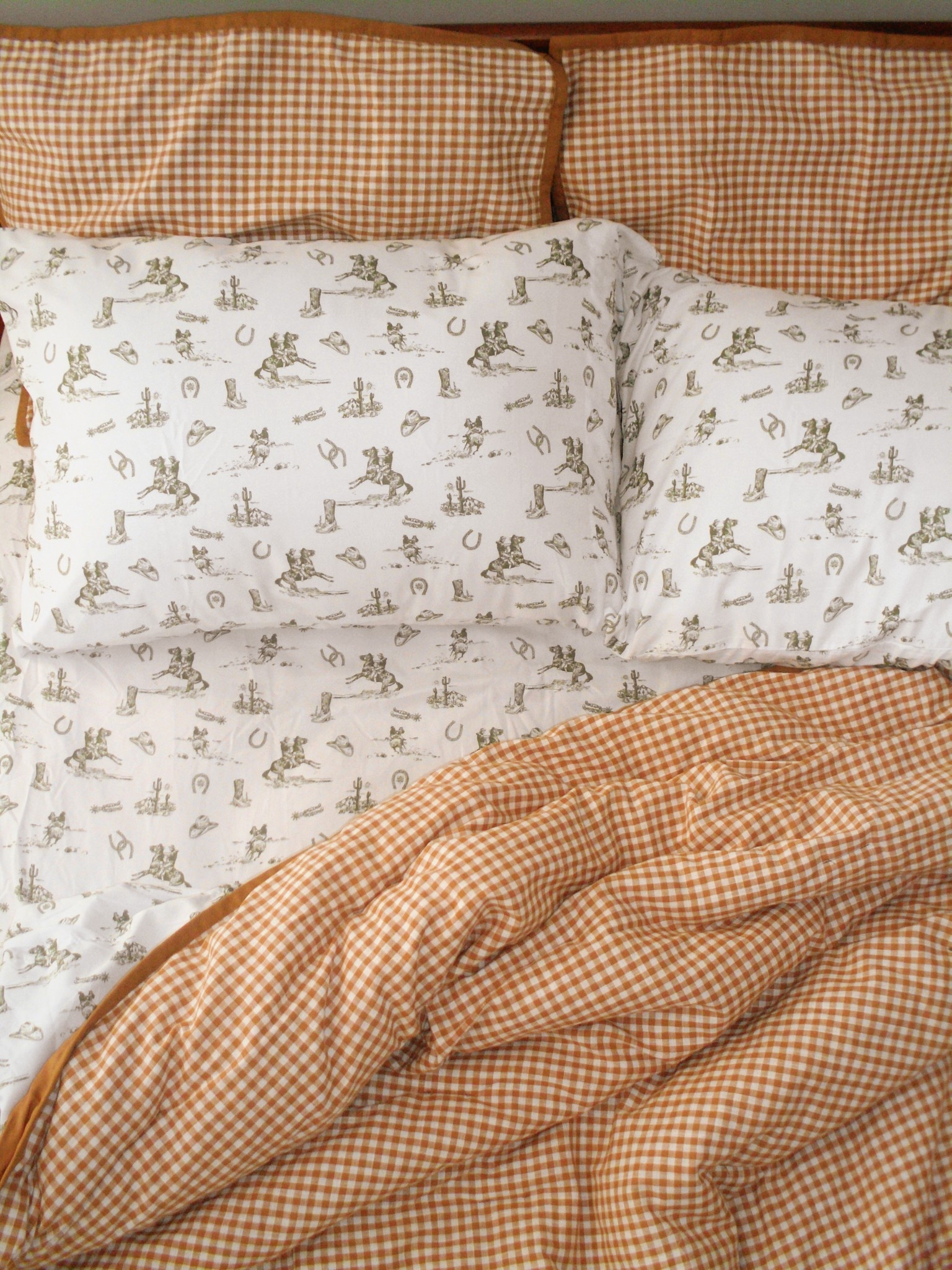 My bedding and sheets🤍

#westernroomdecor #cowboys #countryroom #bedding #roominspo

#LTKHome