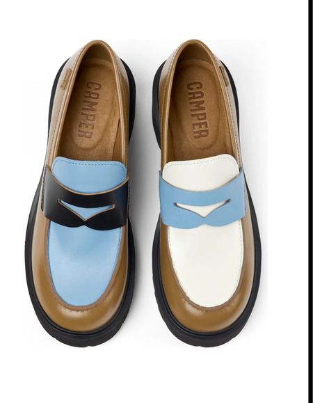 #pennyloafers #preppy #trendy #mismatchedshoes #office #career #work #business #classic #chic #madmen 

#LTKshoecrush #LTKstyletip