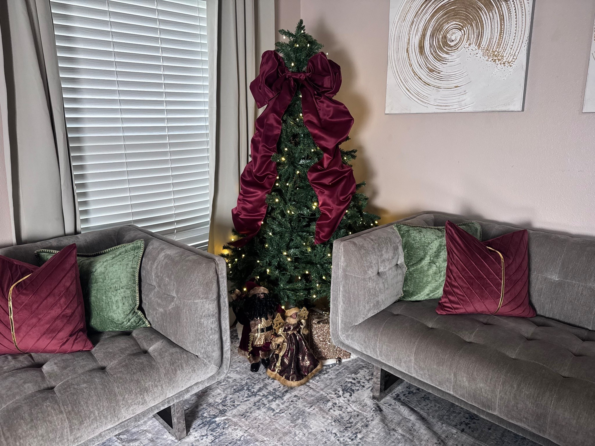 Easy Christmas tree decor 🎄

#LTKFindsUnder100 #LTKHoliday