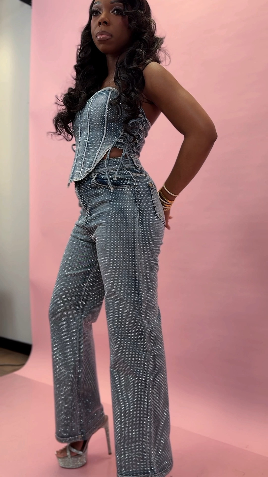 This sparkly denim outfit from Rainbow is the perfect elevated casual spring outfit! 👖💎✨

I am wearing the corset and the jeans and a size medium. Both pieces are stretchy and the corset is adjustable.

I wore it for my recent rebrand photo shoot 📸 and I can’t wait to wear it on a night out. It would be a great concert outfit, or a date night outfit.

Did I mention the jeans are tall girl friendly?! 🙌🏾😩


#LTKTall #LTKootd #LTKdayinmylife