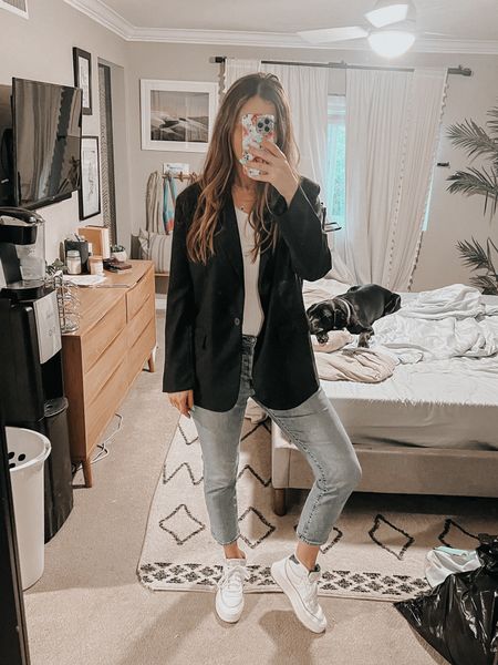 I’m loving these high top sneakers from Reebok. Paired with a blazer for a casual work outfit. 

Teacher outfit // work outfit // casual work outfit // work clothes //high top sneakers 

#LTKworkwear #LTKshoecrush #LTKstyletip