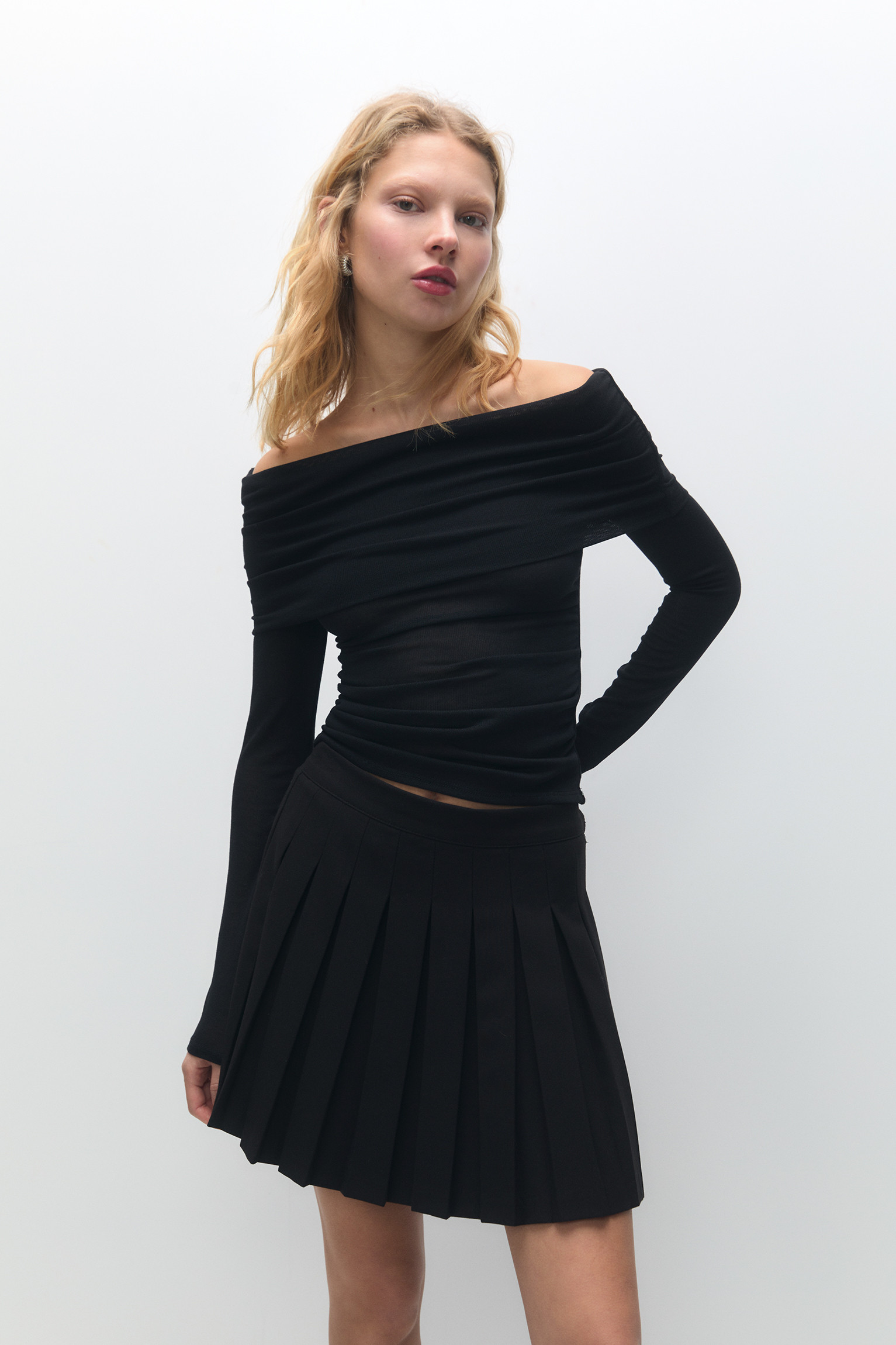 Box pleat mini skirt | PULL and BEAR UK
