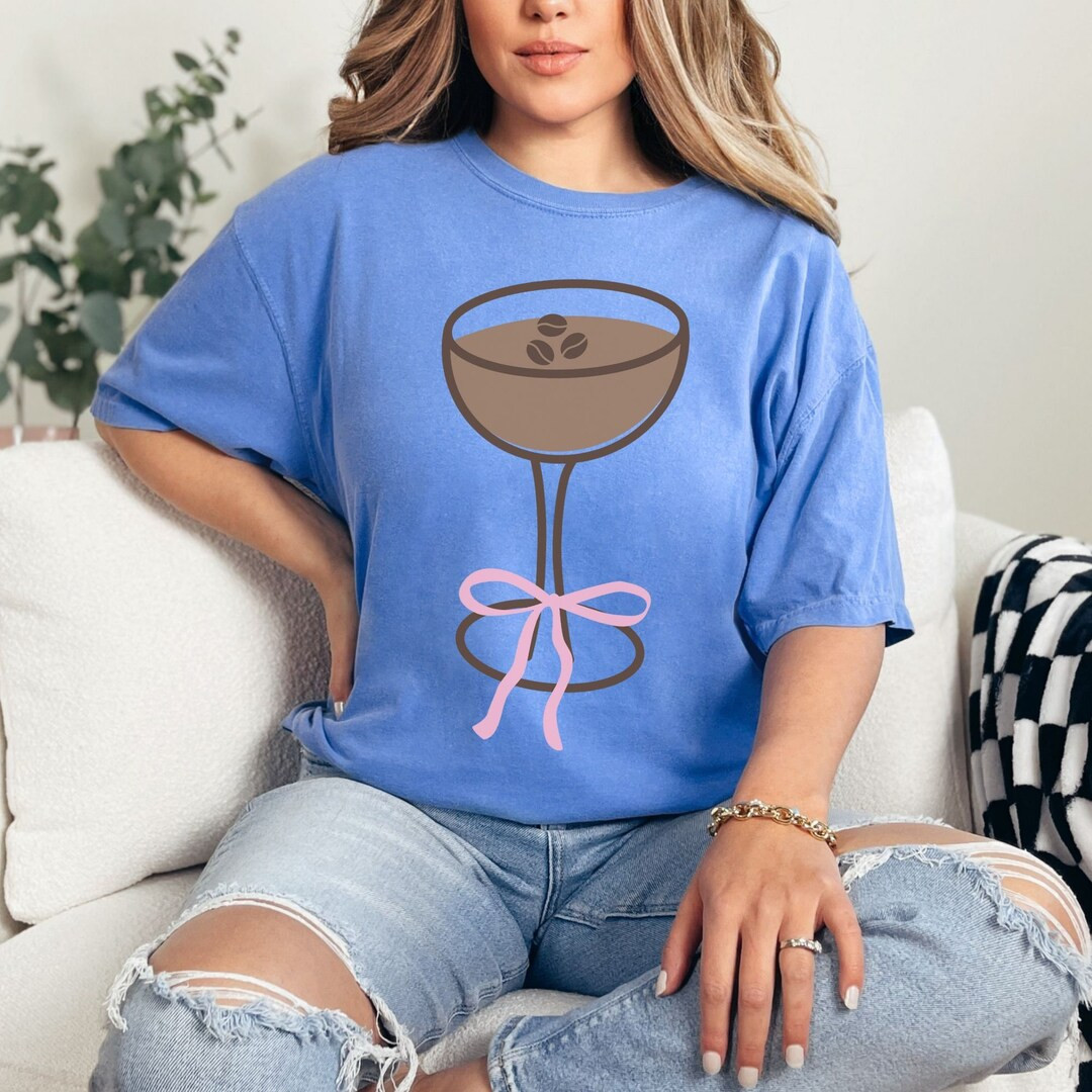 Comfort Colors Coquette Espresso Martini Graphic Tee, Oversized T-shirt, Pink Bow, Preppy Bow, Un... | Etsy (US)