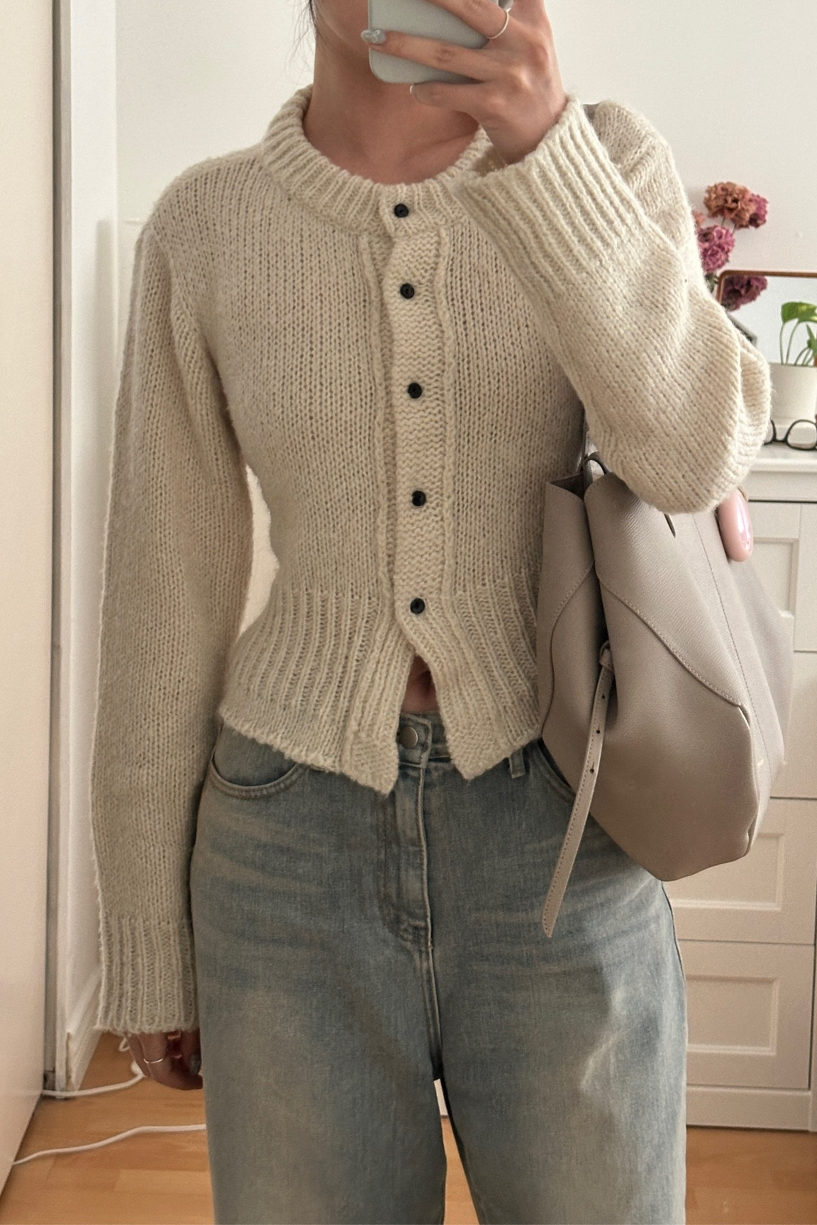 sweater weather 🤍

#LTKkorea #LTKautumn #LTKstyletip