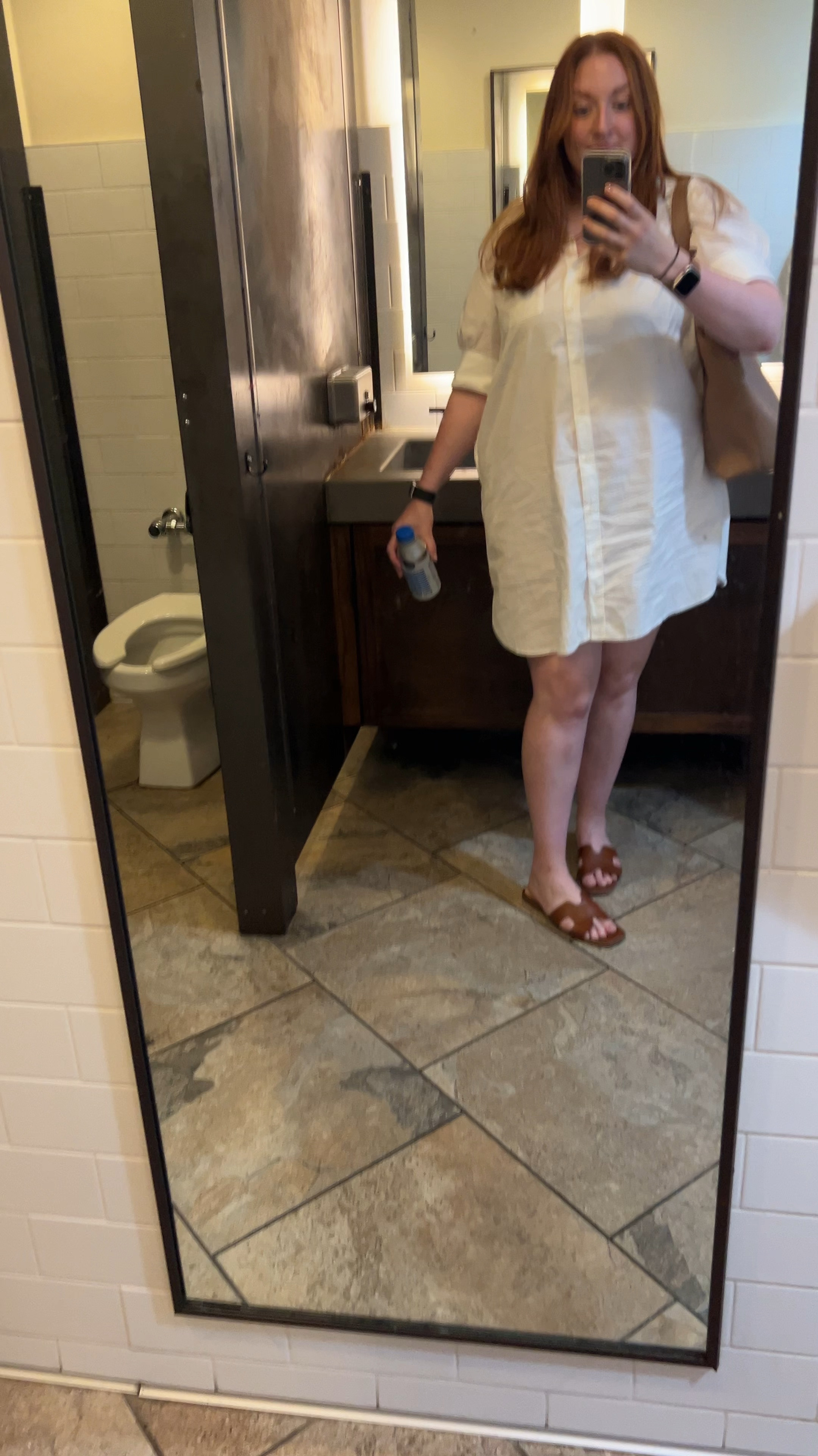 OOTD from the bathroom since I forgot at home! Ready for my 1L day! 

#LTKVideo #LTKU #LTKFindsUnder100