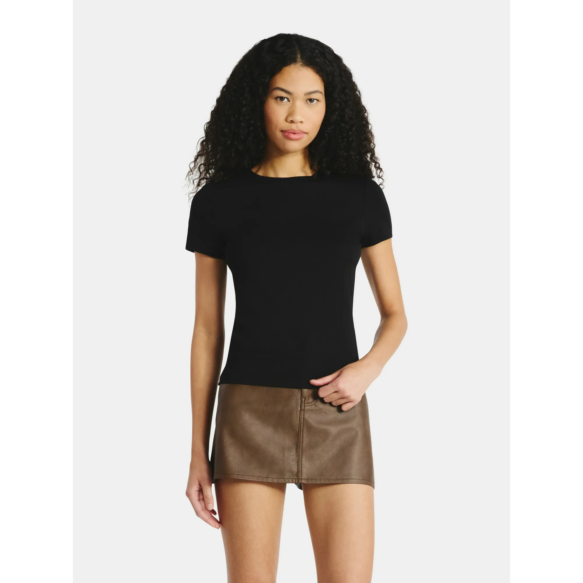 No Boundaries Crewneck Tee, Women’s | Walmart (US)