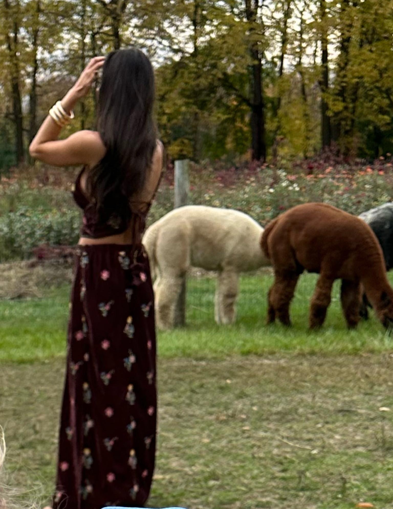 Outfit number two - free people set +‘bare feet 👣 